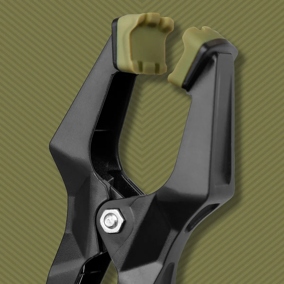Hardwire Hangers textured silicone pad detail
