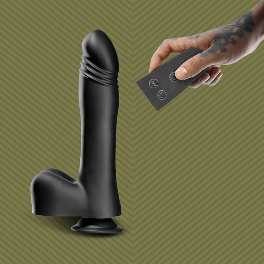 Piston Thruster thrusting dildo with wireless remote control held in hand, Fort Troff