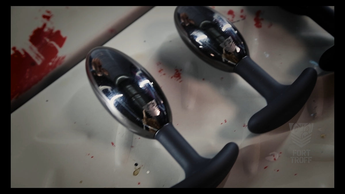 Spring Loaded Metal Butt Plug video, Fort Troff