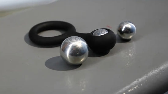 Swing N Hang Heavy video, Weighted Ball Stretcher in use, Fort Troff